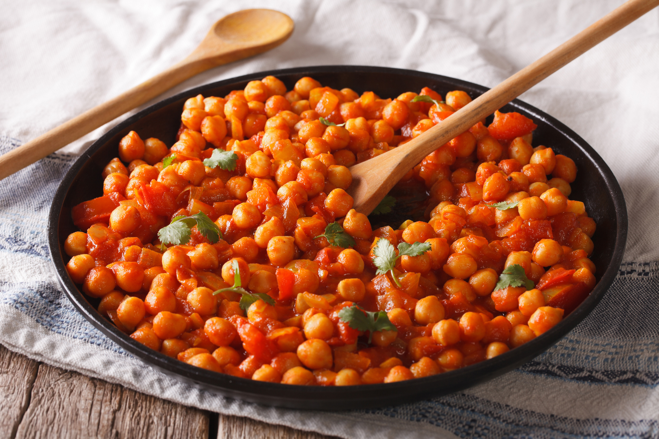 Indian Food: chickpeas in curry sauce close-up. Horizontal | Mom's